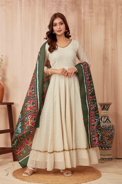 ETHNIC MOTIF GOWN WITH DUPATTA GOWN